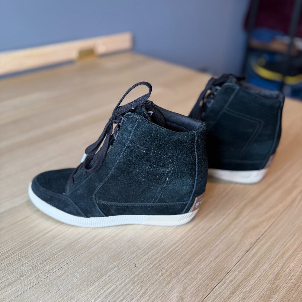 *SHOP CLOSING 4/26* Sorel Women's Out 'N About Wedge 10